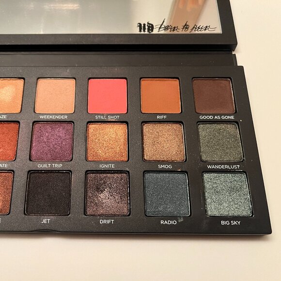 Urban Decay Born to Run Palette Discontinued - Picture 5 of 9